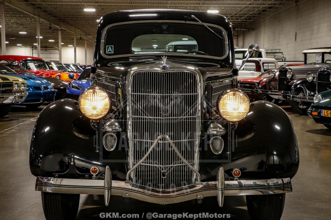 1935 Ford Coupe