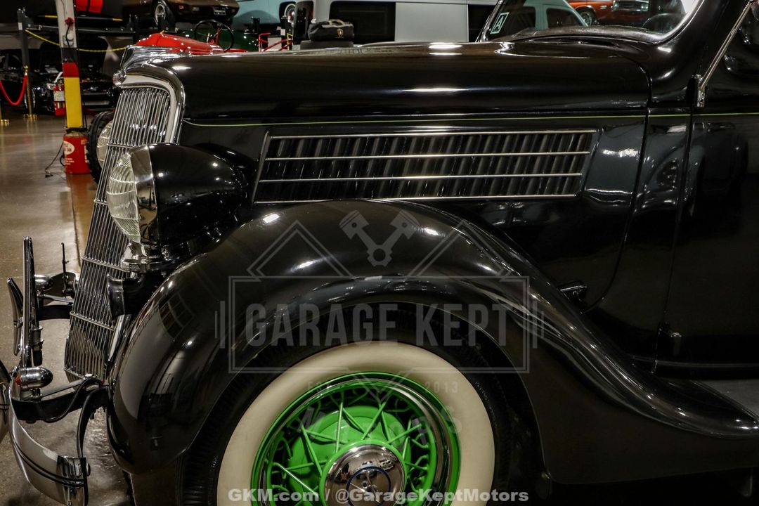 1935 Ford Coupe