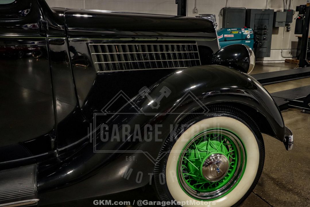 1935 Ford Coupe