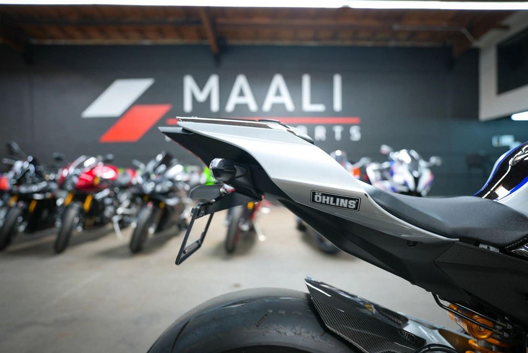 2017 Yamaha YZF-R1M