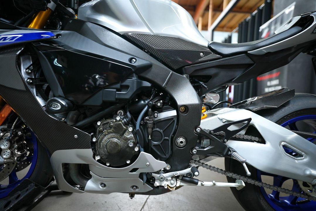 2017 Yamaha YZF-R1M