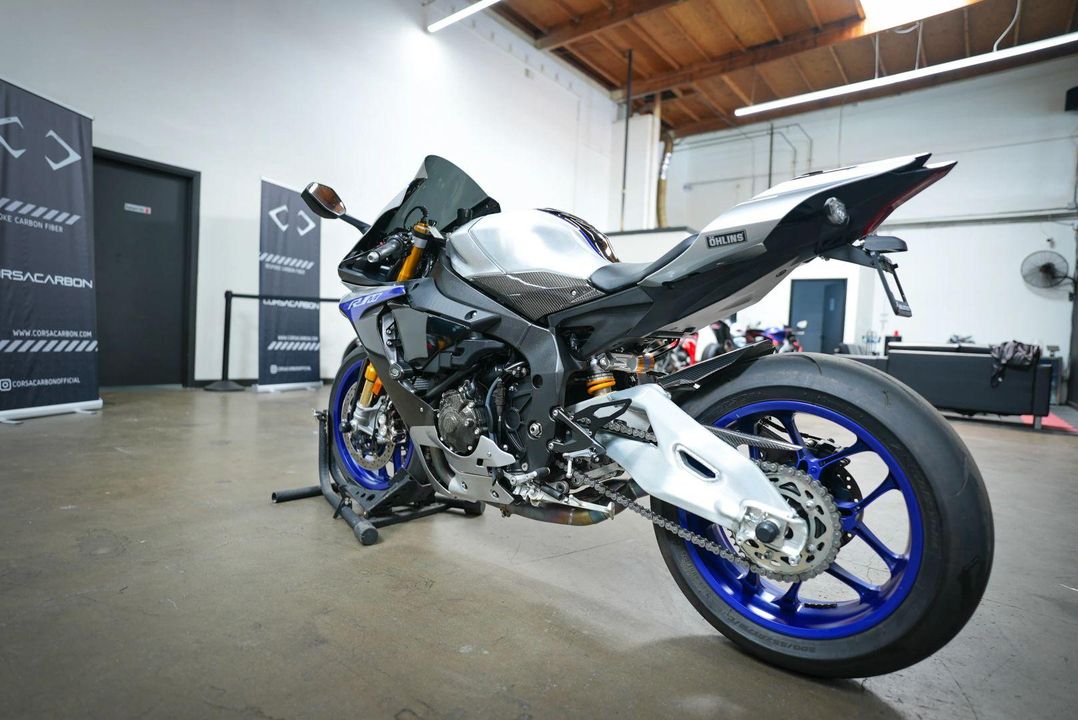 2017 Yamaha YZF-R1M