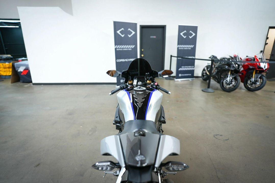 2017 Yamaha YZF-R1M