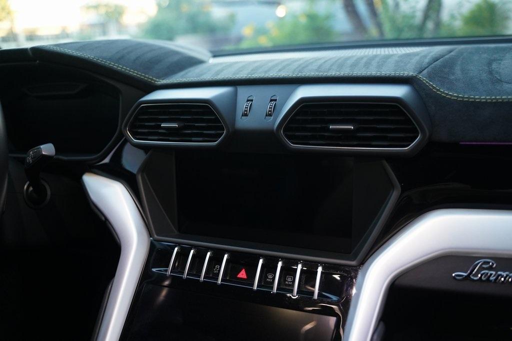 2019 Lamborghini Urus