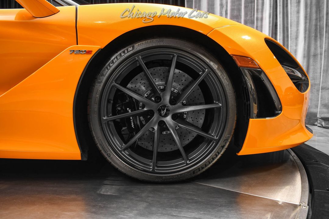 2020 McLaren 720S Spider