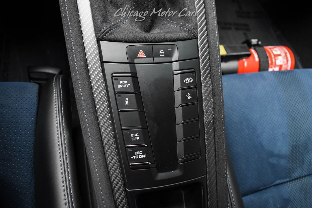 2023 Porsche 718 Cayman