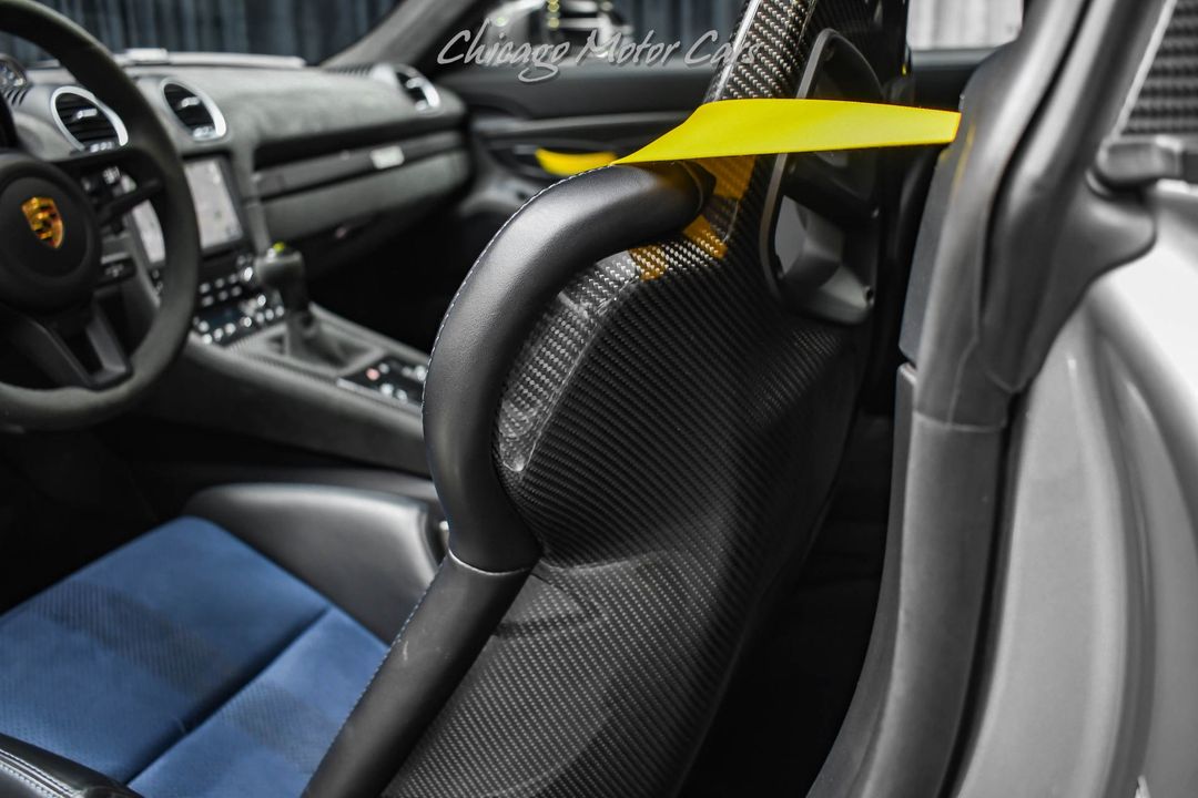 2023 Porsche 718 Cayman