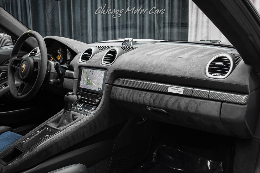 2023 Porsche 718 Cayman