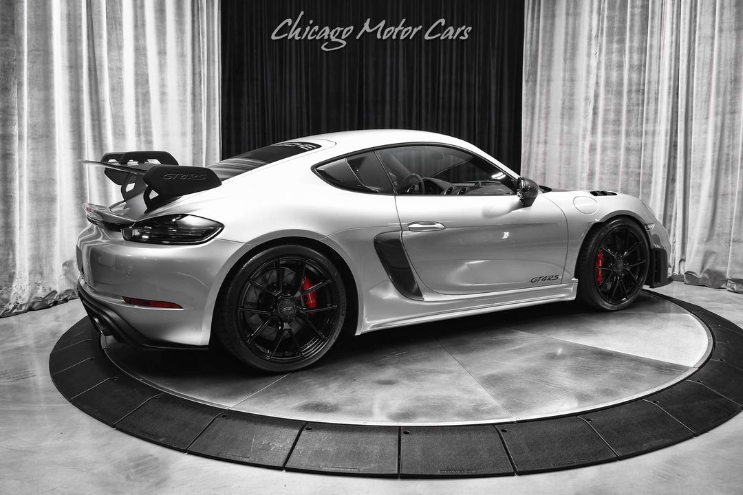 2023 Porsche 718 Cayman