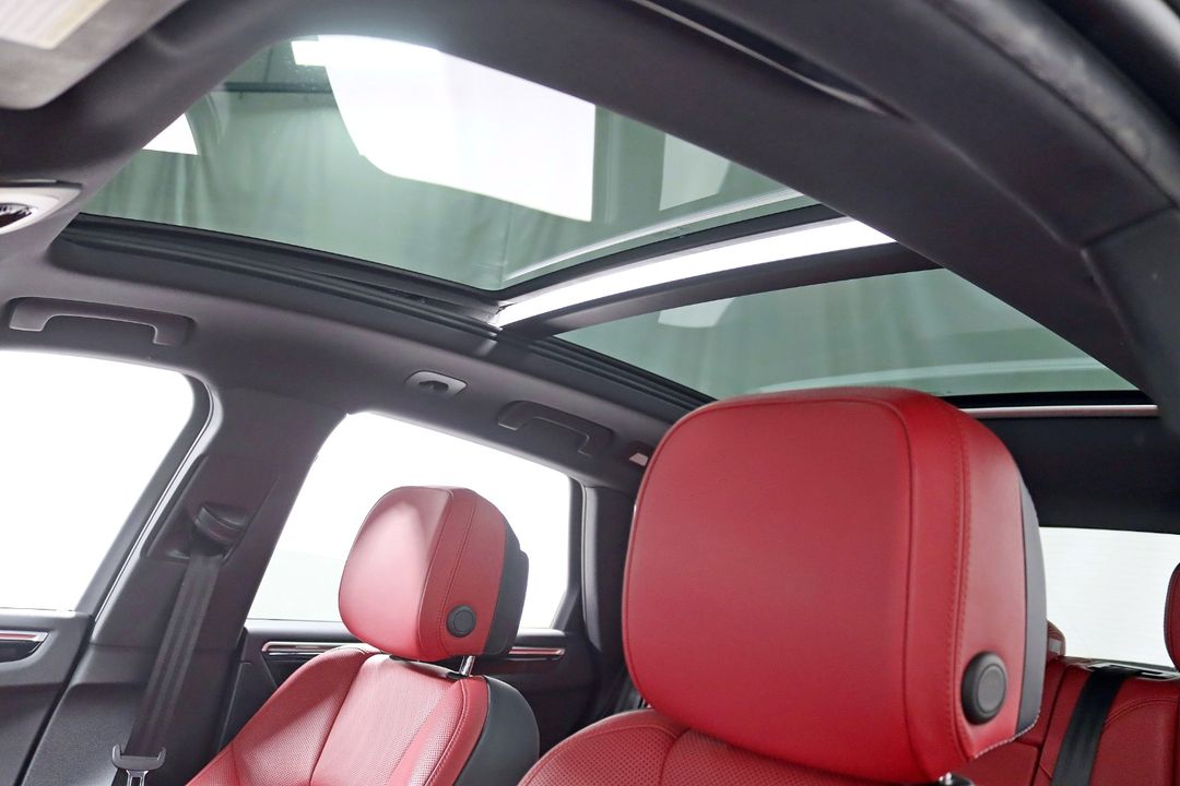 2017 Porsche Macan