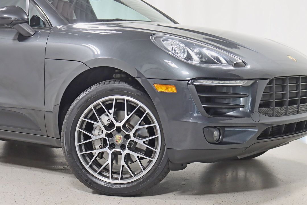 2017 Porsche Macan
