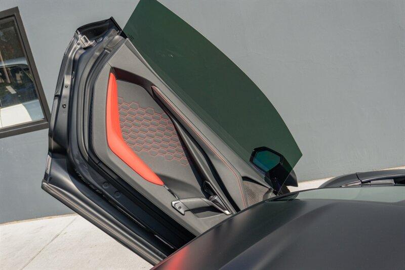 2024 Lamborghini Revuelto