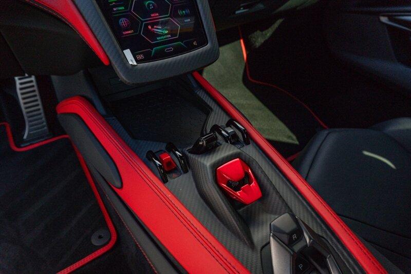 2024 Lamborghini Revuelto