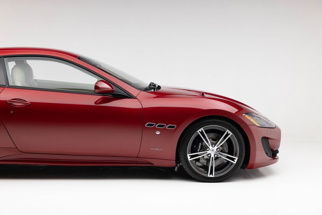 2015 Maserati GranTurismo Sport