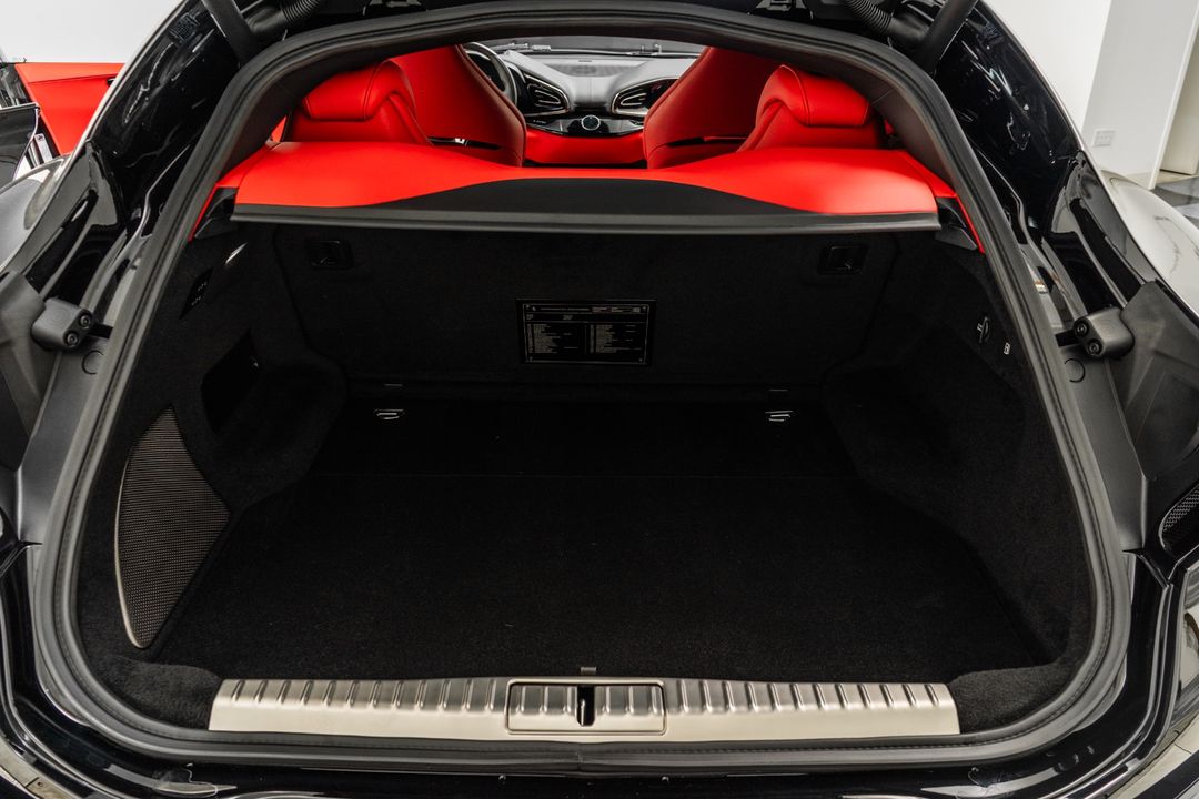 2025 Ferrari Purosangue