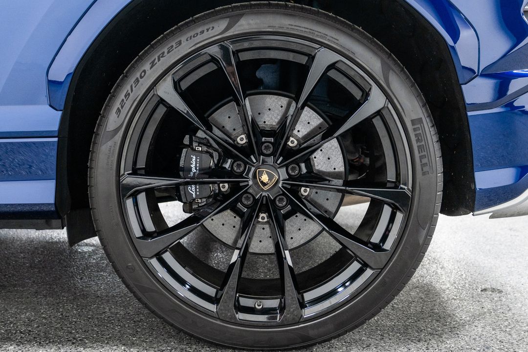 2019 Lamborghini Urus