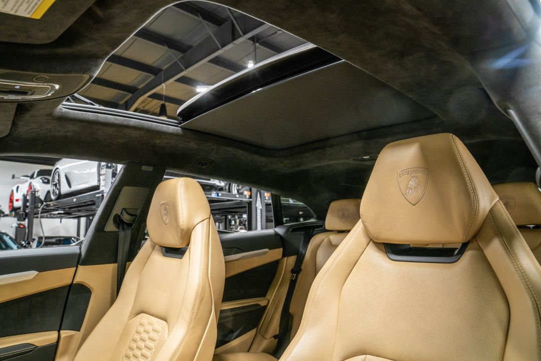 2019 Lamborghini Urus