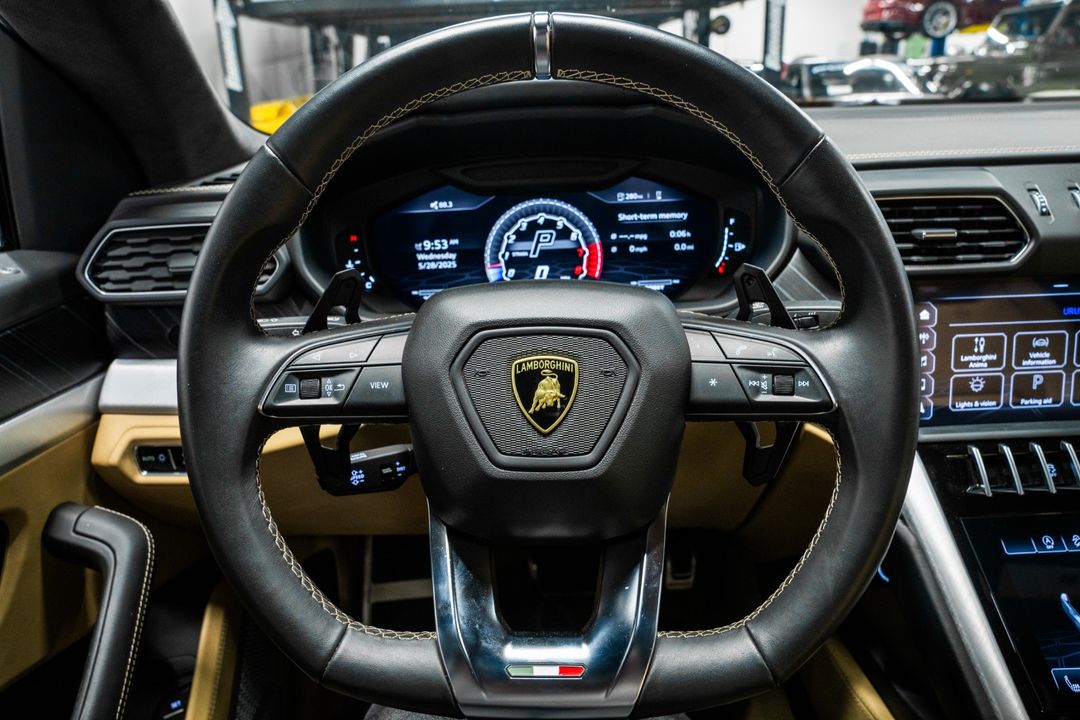 2019 Lamborghini Urus