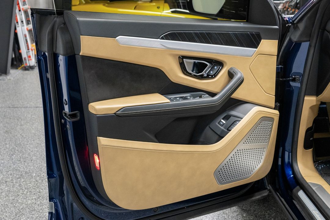 2019 Lamborghini Urus