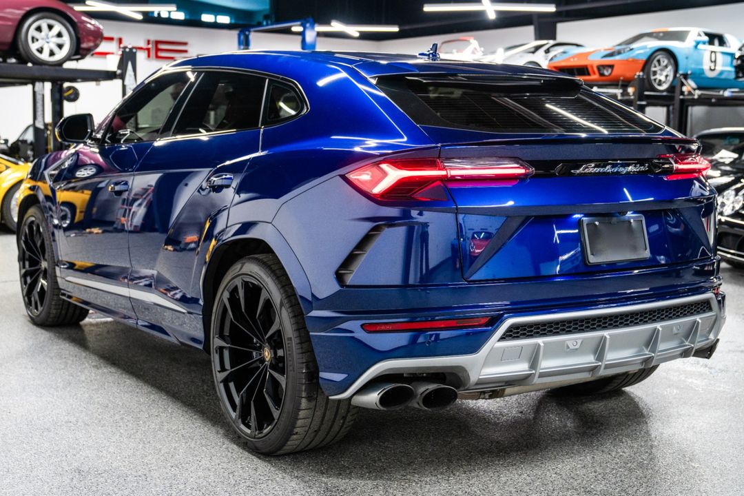 2019 Lamborghini Urus