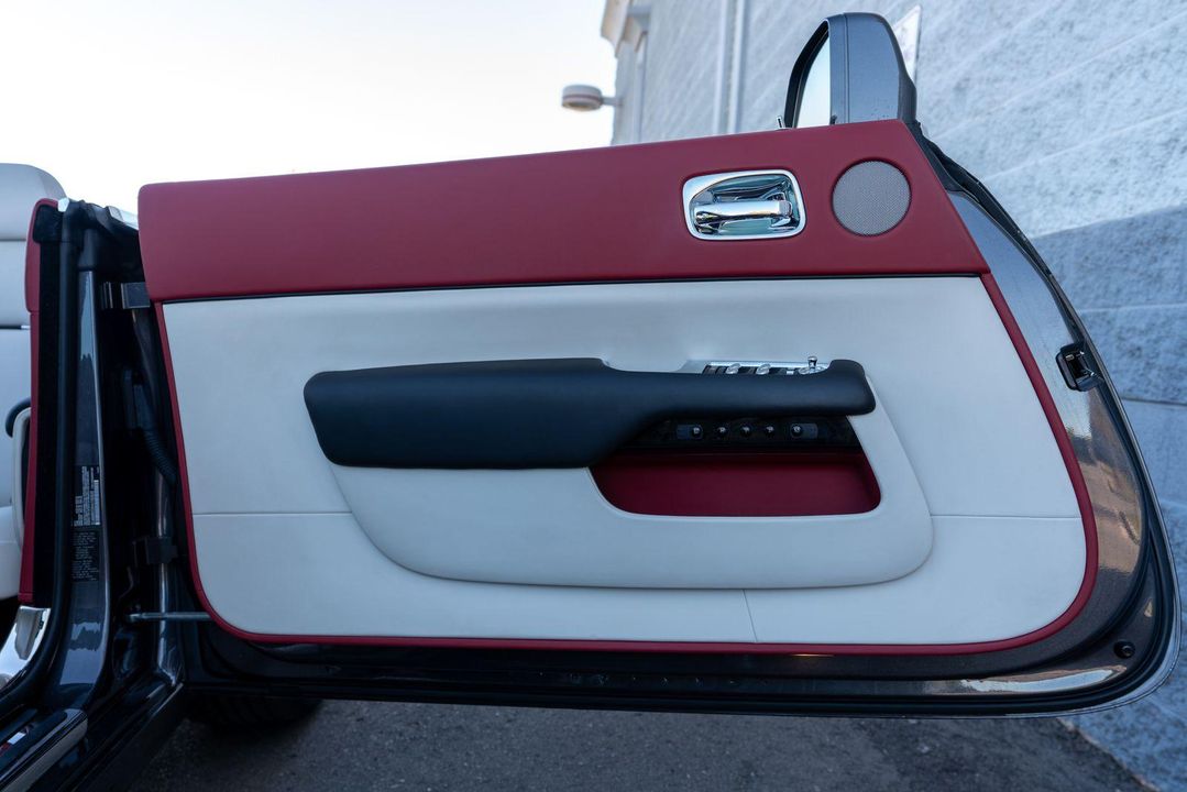 2017 Rolls-Royce Dawn