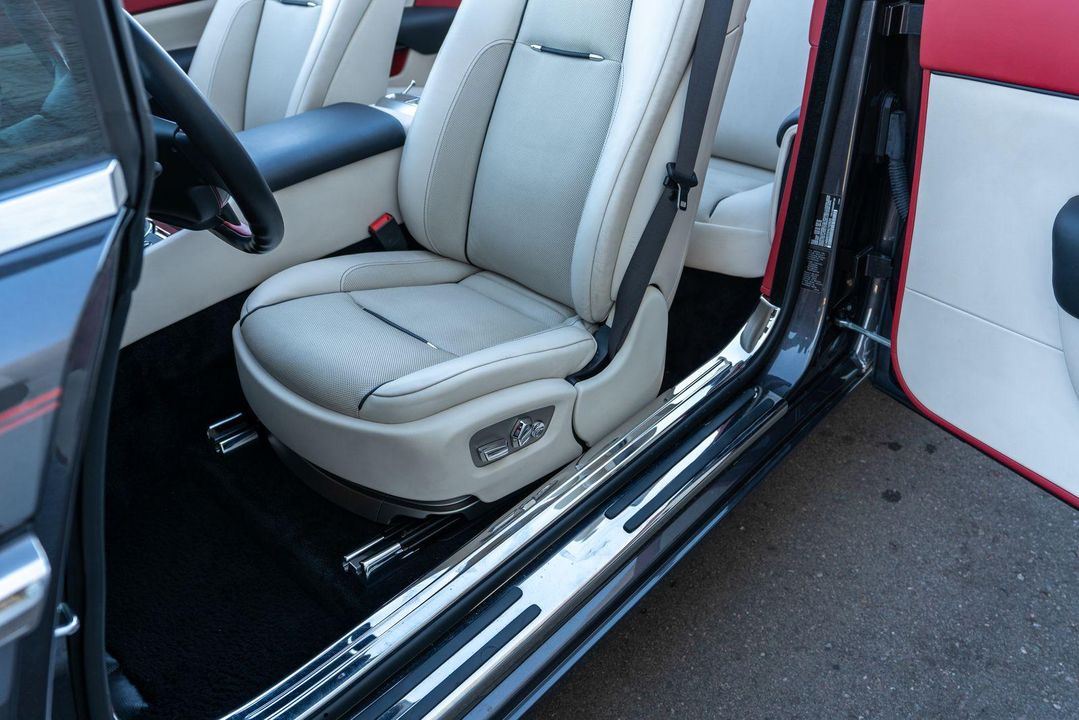 2017 Rolls-Royce Dawn