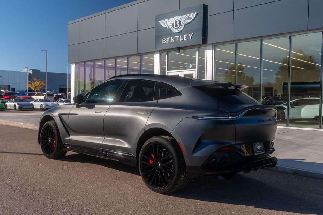 2023 Aston Martin DBX