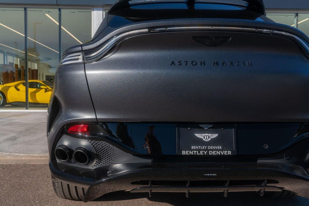2023 Aston Martin DBX