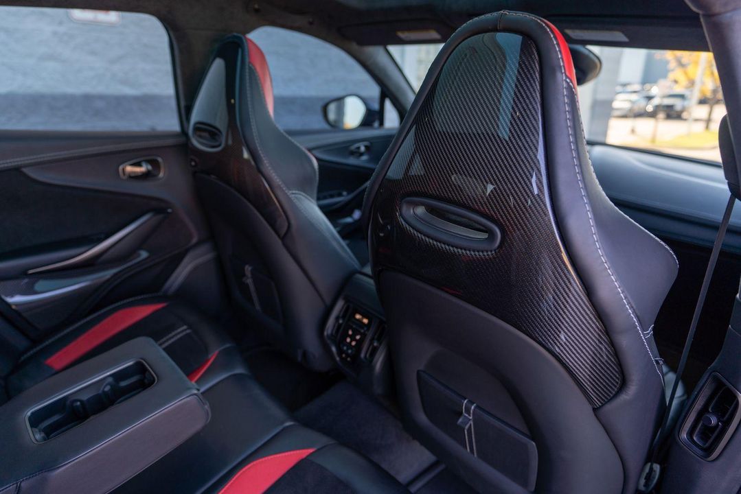 2023 Aston Martin DBX