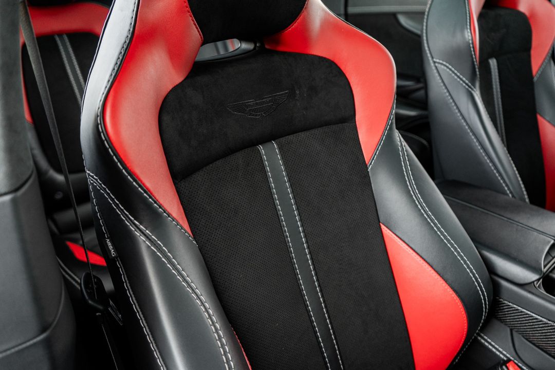 2023 Aston Martin DBX