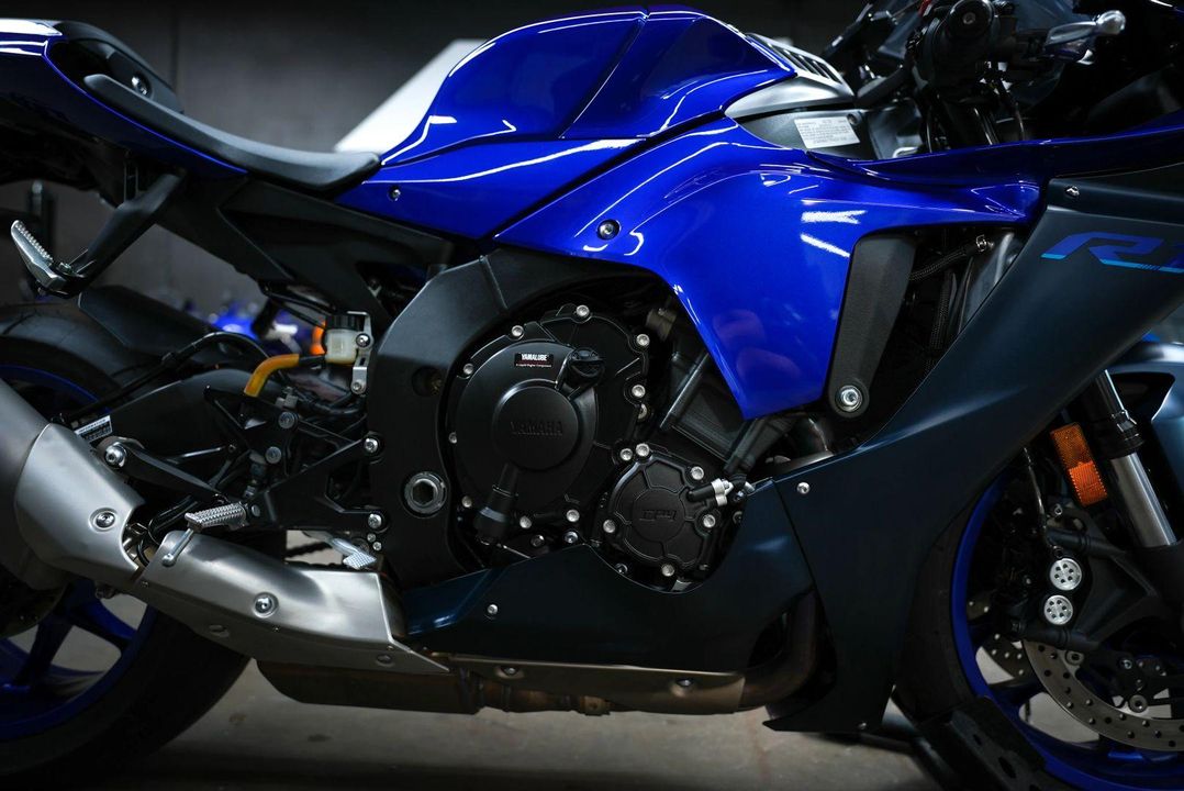 2023 Yamaha YZF-R1