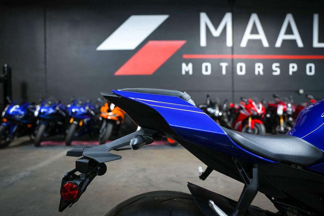 2023 Yamaha YZF-R1