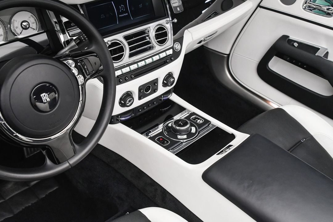 2021 Rolls-Royce Dawn