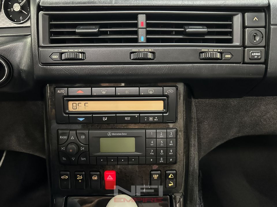 2002 Mercedes-Benz SL-Class