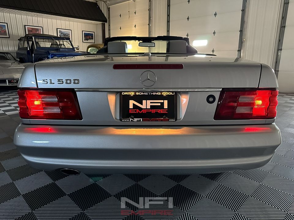 2002 Mercedes-Benz SL-Class