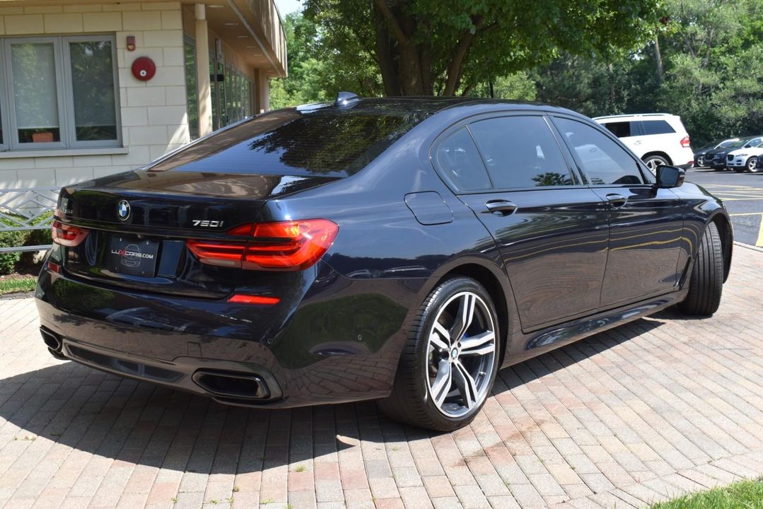 2017 BMW 750i xDrive M-Sport Nav AWD MSRP $114,545.00