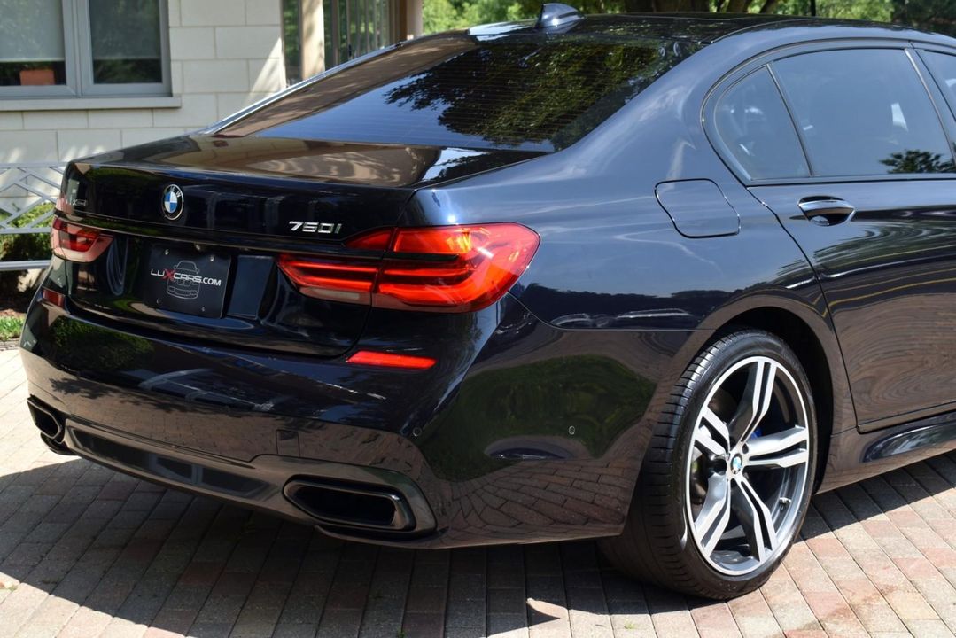 2017 BMW 750i xDrive M-Sport Nav AWD MSRP $114,545.00