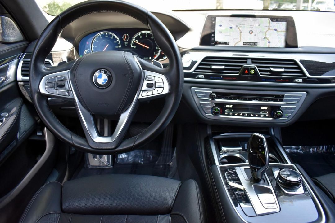 2017 BMW 750i xDrive M-Sport Nav AWD MSRP $114,545.00