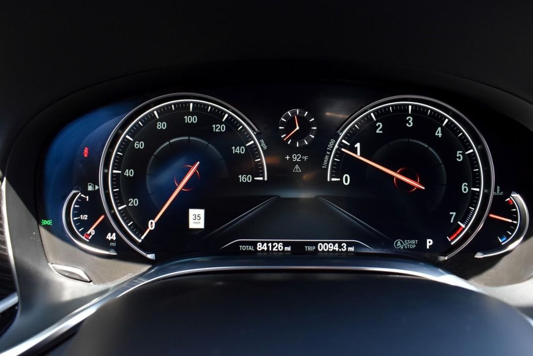 2017 BMW 750i xDrive M-Sport Nav AWD MSRP $114,545.00