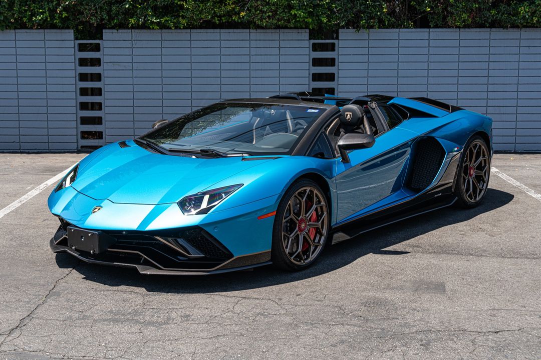 2022 Lamborghini Aventador