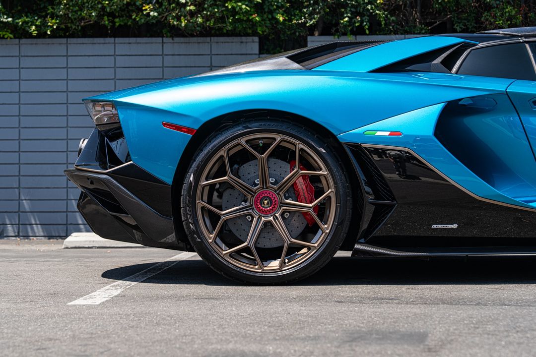 2022 Lamborghini Aventador