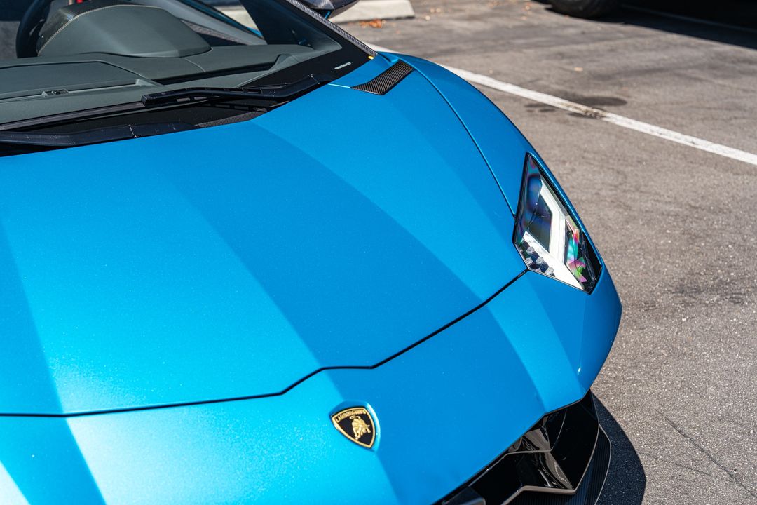 2022 Lamborghini Aventador