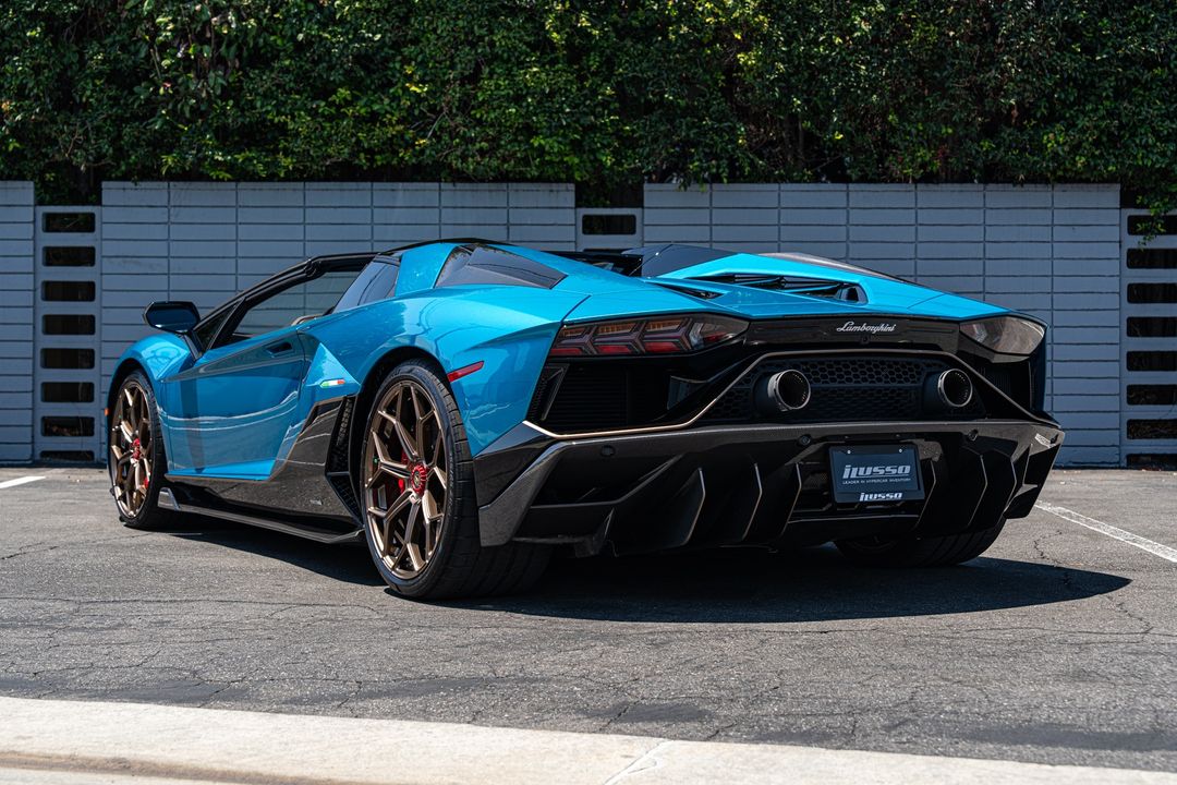 2022 Lamborghini Aventador