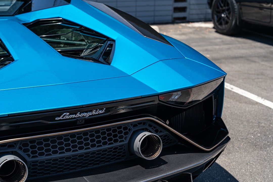 2022 Lamborghini Aventador