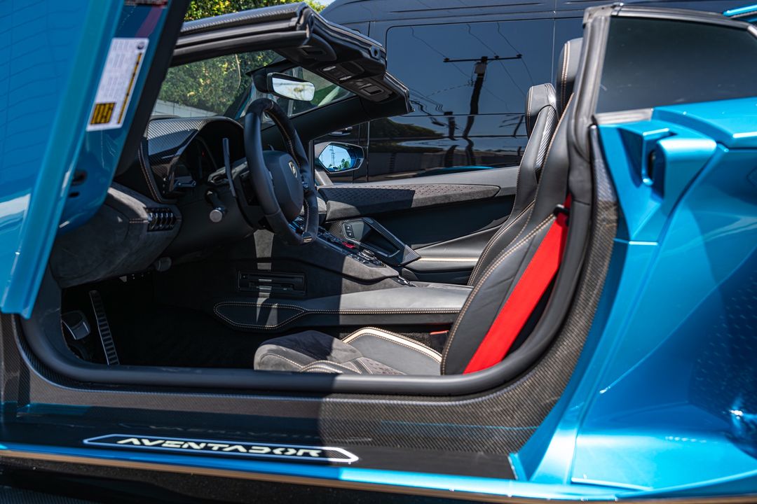 2022 Lamborghini Aventador