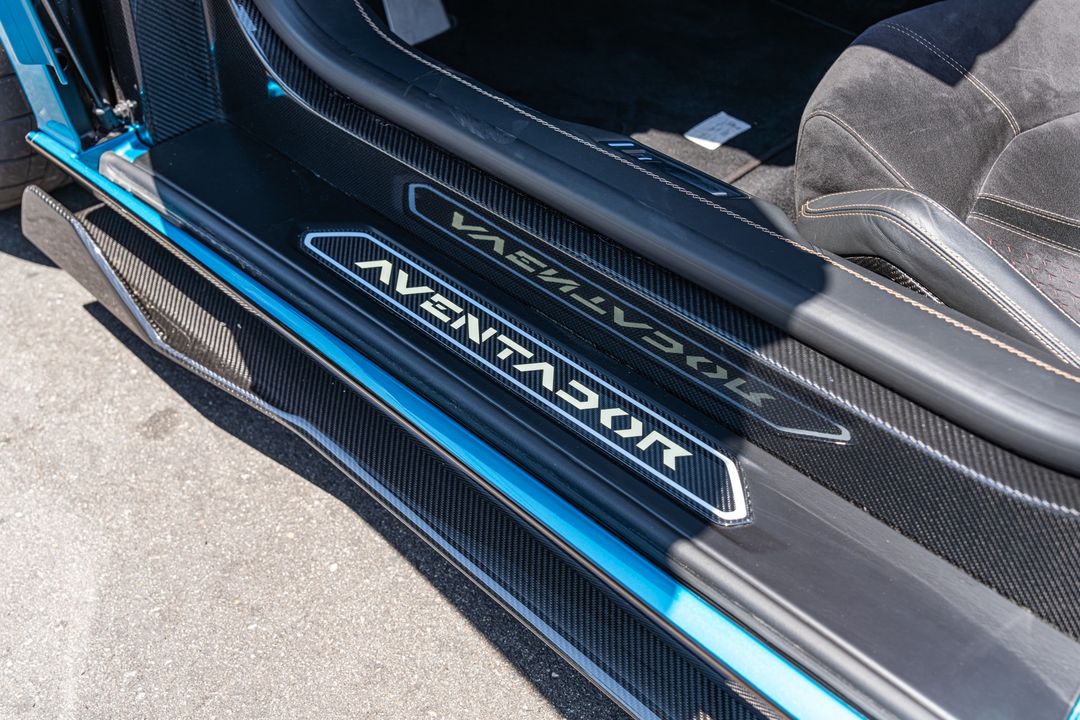 2022 Lamborghini Aventador