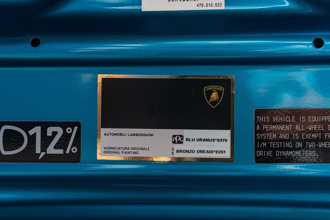 2022 Lamborghini Aventador