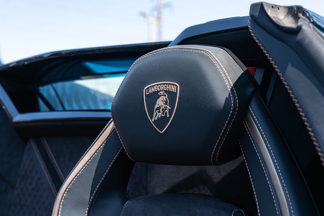 2022 Lamborghini Aventador