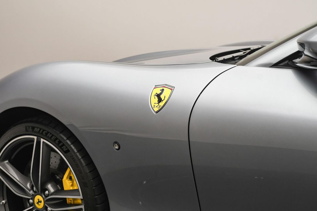 2025 Ferrari Roma Spider