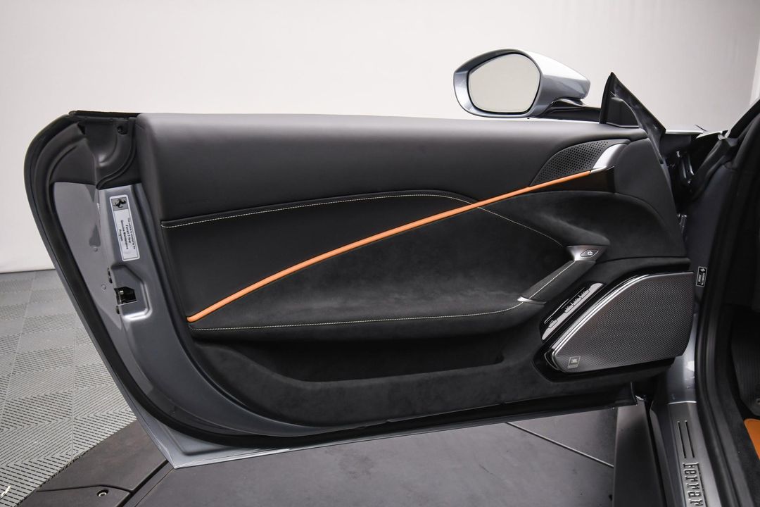 2025 Ferrari Roma Spider